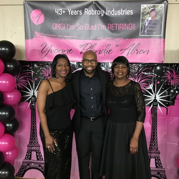 Meet your Posher, Yvonne - Picture 1 of 1